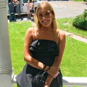 Meet your Posher, Casey